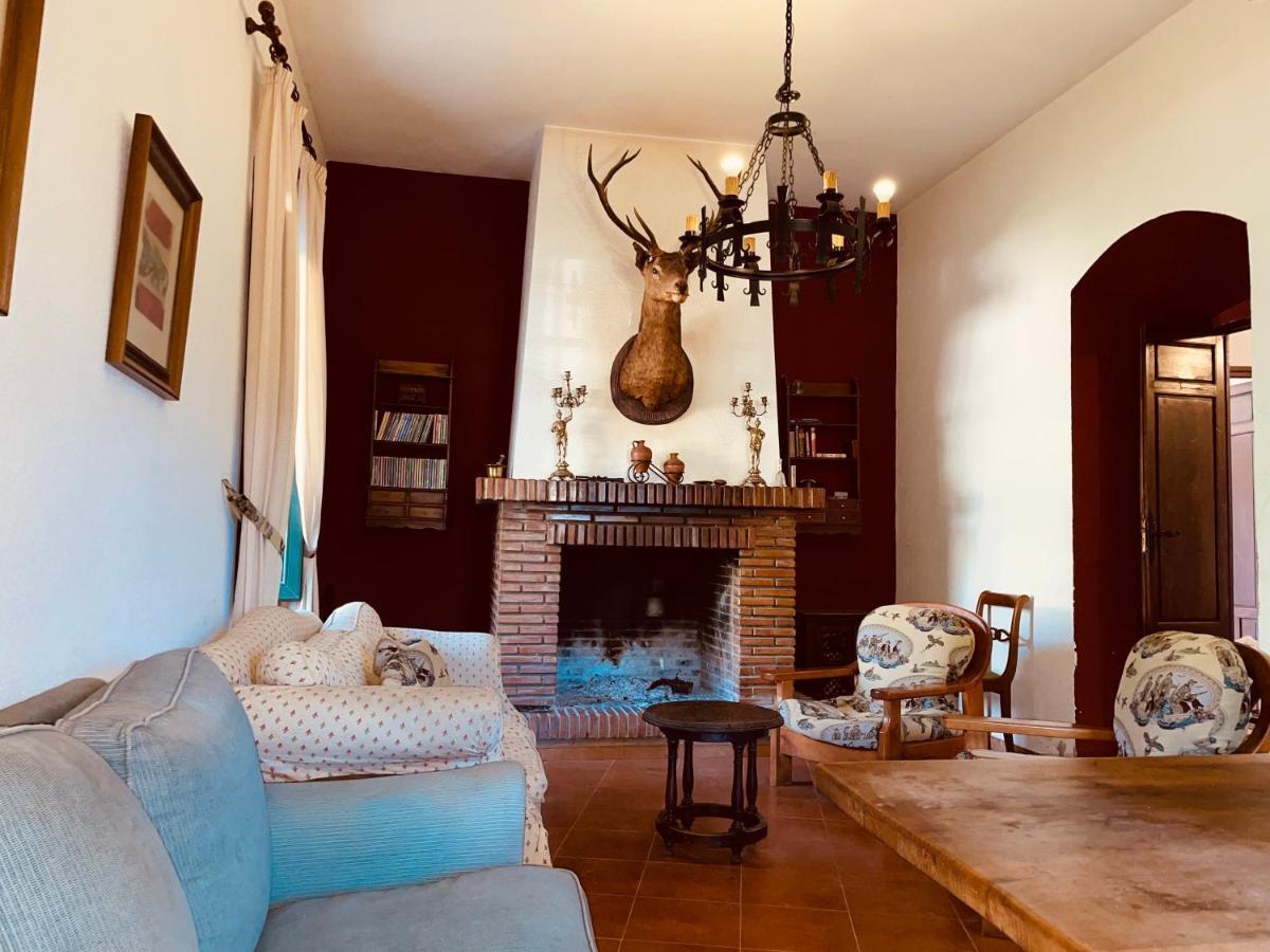 Casa Rural Finca De Las Encarnaciones Bajas Villanueva de San Juan 外观 照片